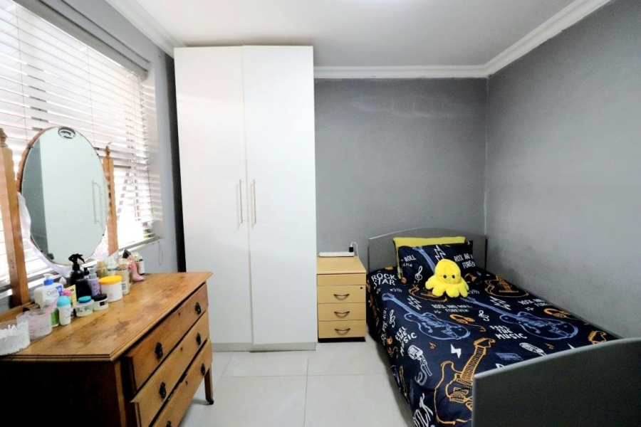 3 Bedroom Property for Sale in Woodlands Western Cape